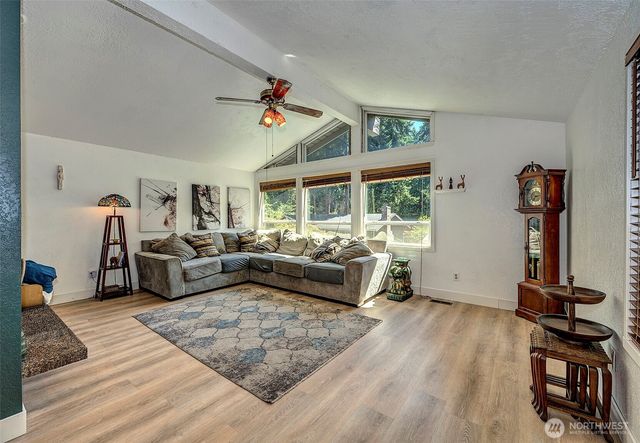 21220 Shell Valley Road, Edmonds, WA 98026