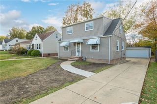 1854 E 300th Street, Wickliffe, OH 44092