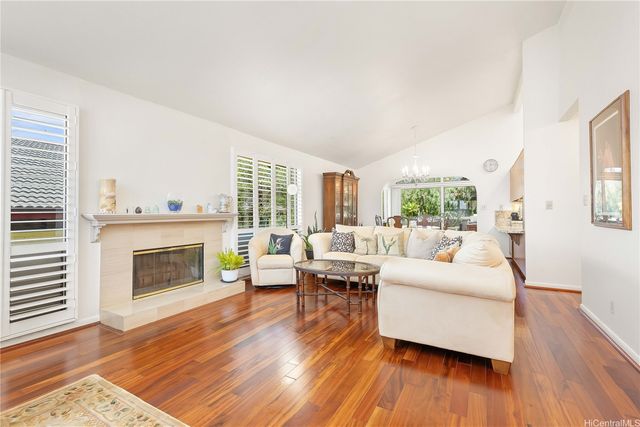 98-1421 Onikiniki Place 5, Aiea, HI 96701