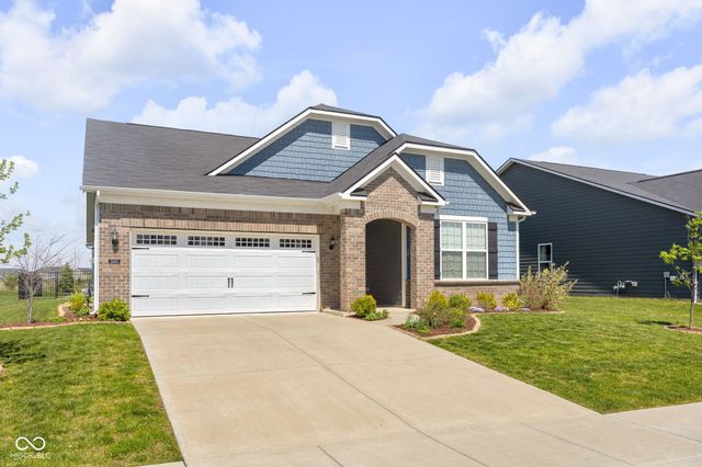 5888 Walkabout Way, Brownsburg, IN 46112