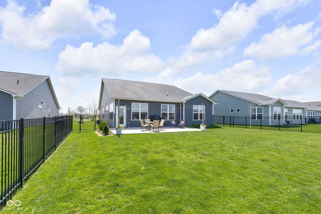 5888 Walkabout Way, Brownsburg, IN 46112