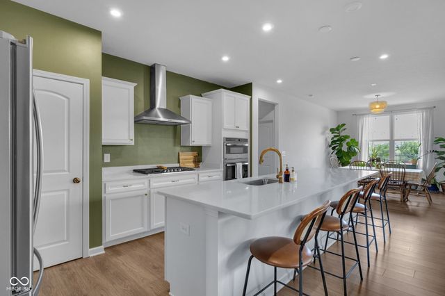 5888 Walkabout Way, Brownsburg, IN 46112