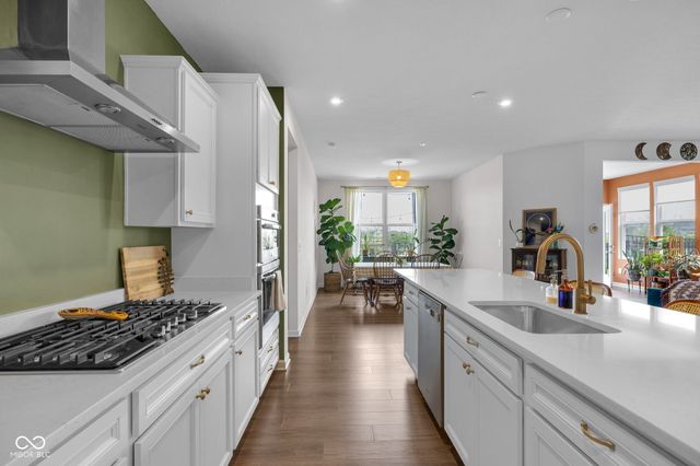 5888 Walkabout Way, Brownsburg, IN 46112