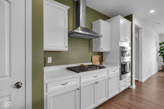 5888 Walkabout Way, Brownsburg, IN 46112