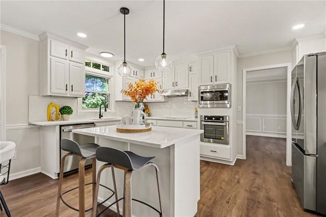 1419 Dunsford Circle, Suwanee, GA 30024