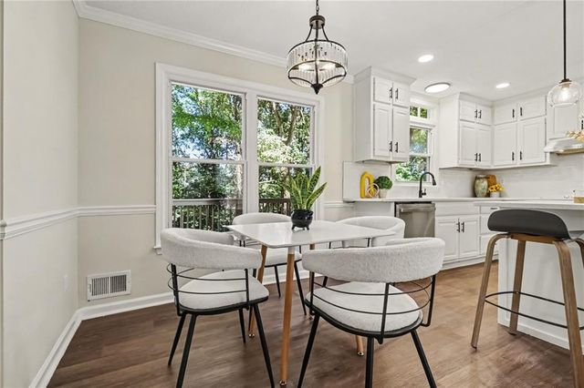 1419 Dunsford Circle, Suwanee, GA 30024