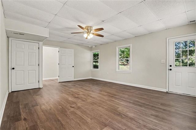 1419 Dunsford Circle, Suwanee, GA 30024