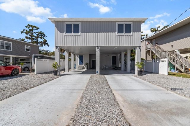 7305 TROPICAL DRIVE, Weeki Wachee, FL 34607