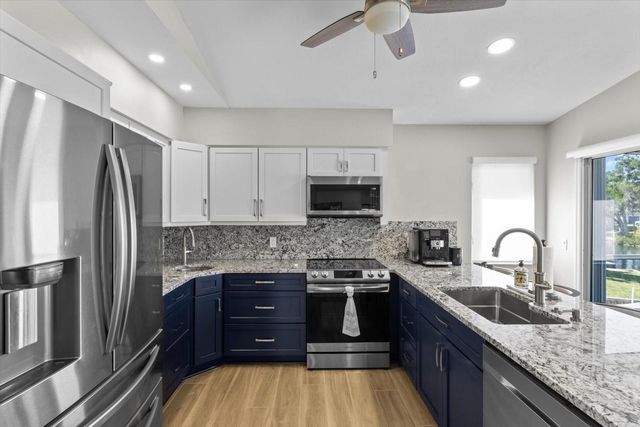 7305 TROPICAL DRIVE, Weeki Wachee, FL 34607