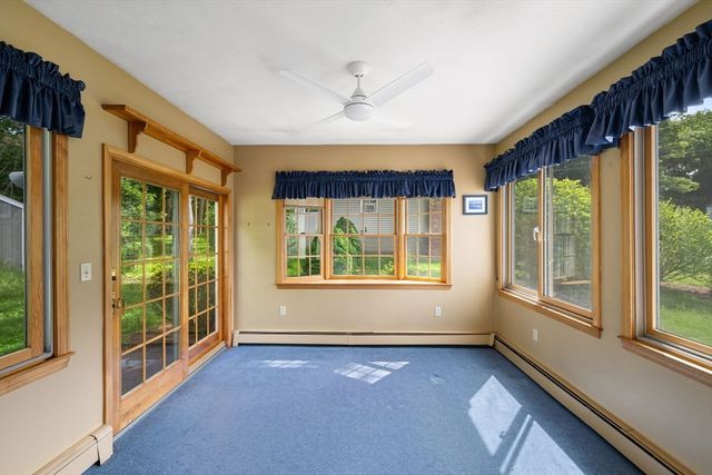 40 Bell Rd, Weymouth, MA 02188