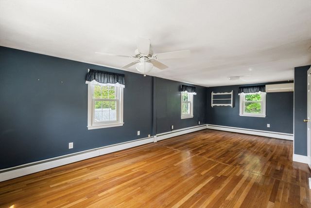 40 Bell Rd, Weymouth, MA 02188