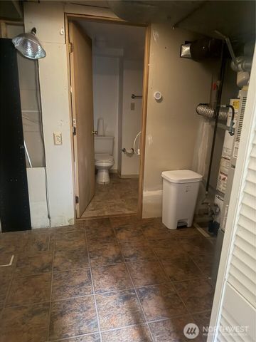 15122 S 42nd Ave, Tukwila, WA 98188
