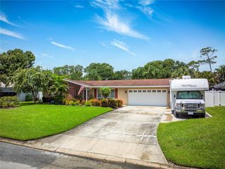 1132 GERSHWIN DRIVE, Largo, FL 33771