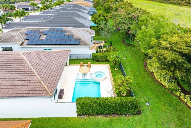 12614 Crested Butte Avenue, Boynton Beach, FL 33437