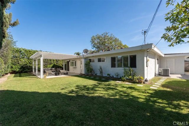 2835 Portola, Costa Mesa, CA 92626