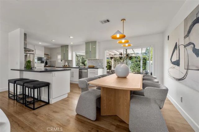2835 Portola, Costa Mesa, CA 92626