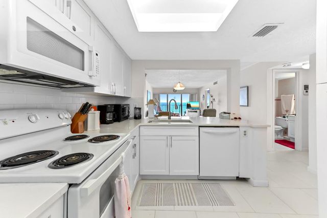 10152 S Ocean Drive 619b, Jensen Beach, FL 34957