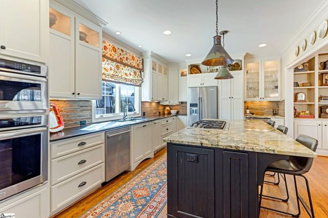 26 Buist Avenue, Greenville, SC 29609