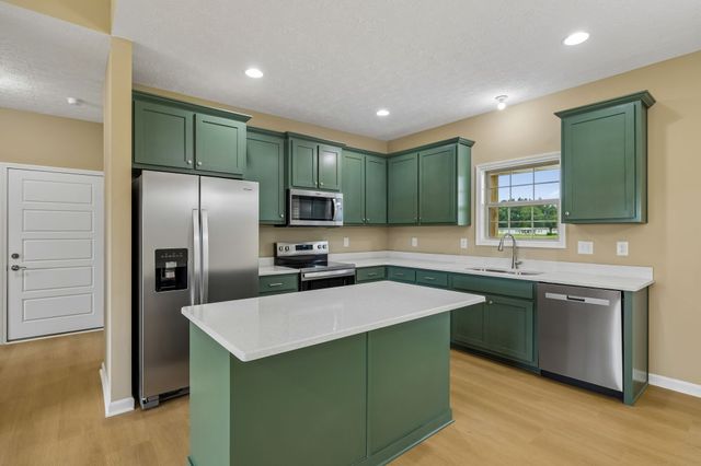 175 Cheney Ln, Lafayette, TN 37083