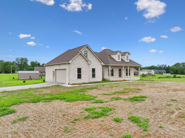 175 Cheney Ln, Lafayette, TN 37083
