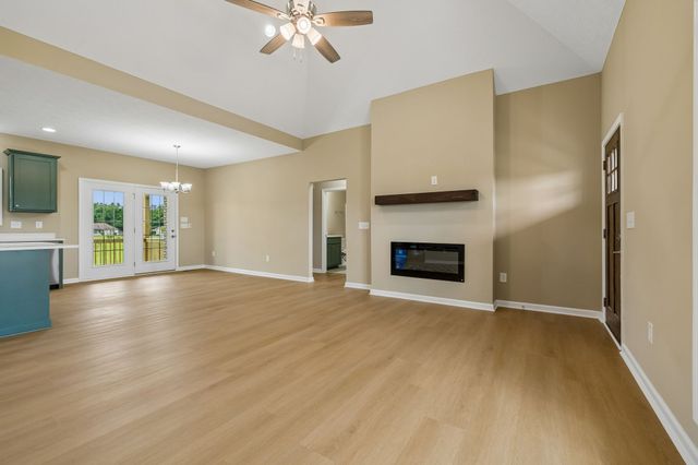 175 Cheney Ln, Lafayette, TN 37083