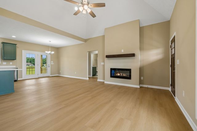 175 Cheney Ln, Lafayette, TN 37083