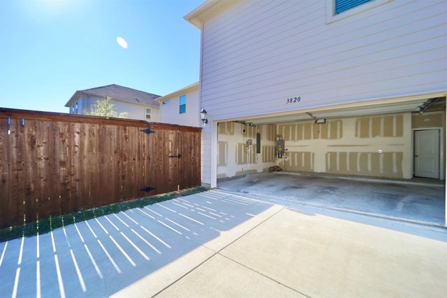 3820 Barnett Road, Rowlett, TX 75089