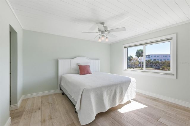 765 JOHN RINGLING BOULEVARD 23, Sarasota, FL 34236