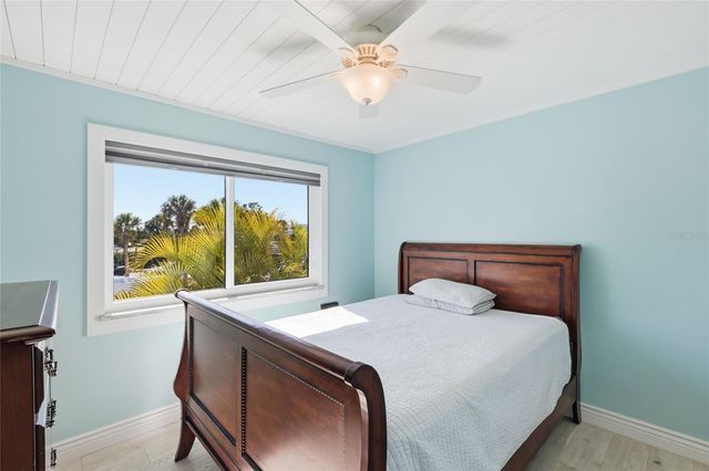 765 JOHN RINGLING BOULEVARD 23, Sarasota, FL 34236