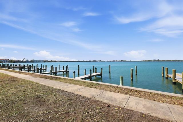 765 JOHN RINGLING BOULEVARD 23, Sarasota, FL 34236