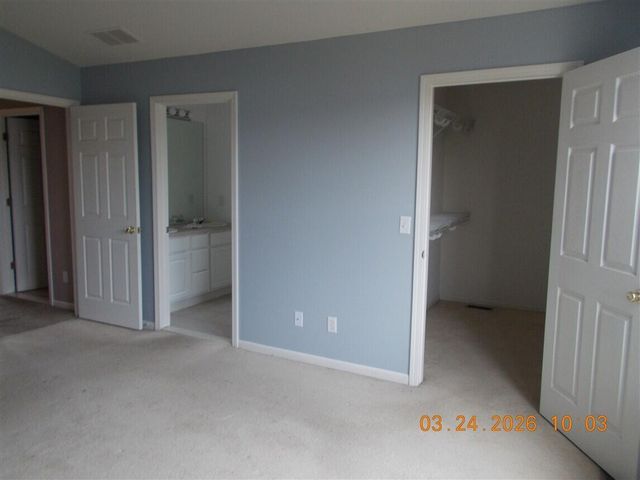 9855 High Meadow Drive, Ypsilanti, MI 48198