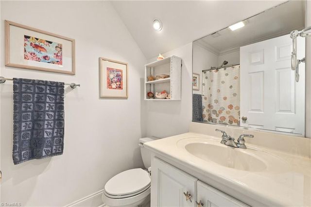 355 Brookton Drive, Clemmons, NC 27012
