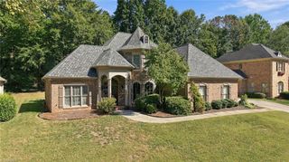 355 Brookton Drive, Clemmons, NC 27012