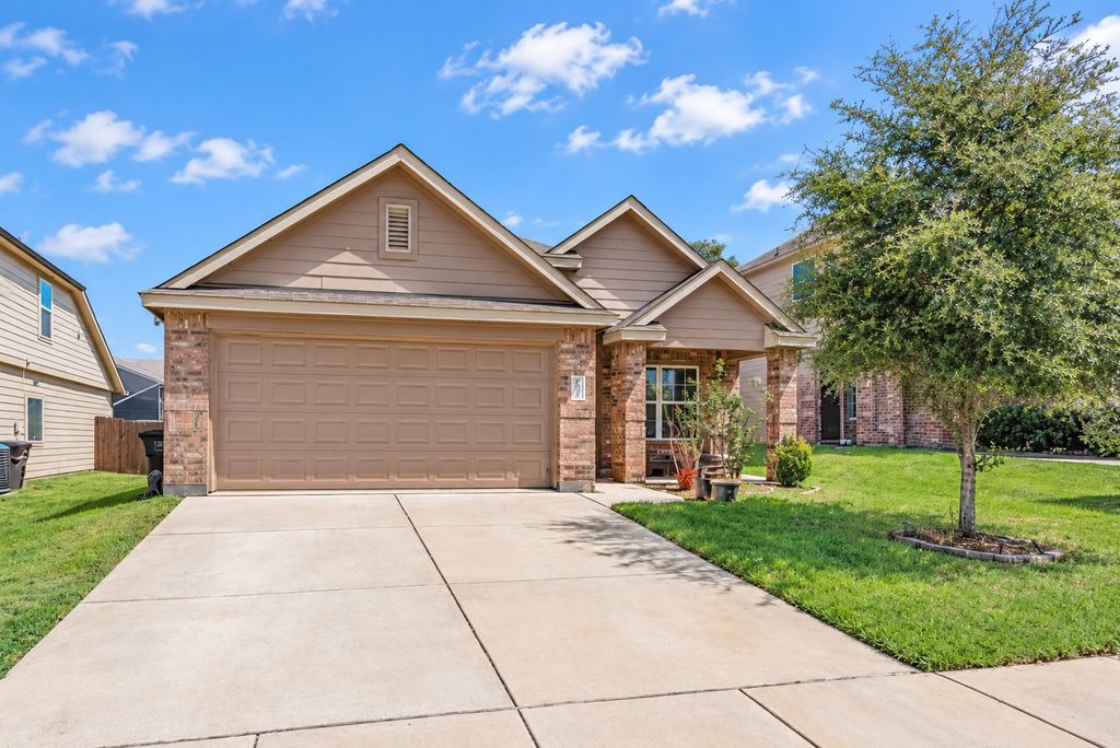 1429 Tall Pine Way, Fort Worth, TX 76112 — photo 2