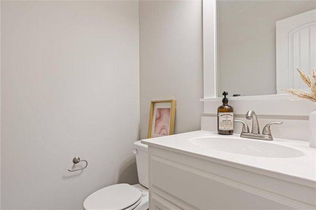 8969 NE 99th Street, Kansas City, MO 64157