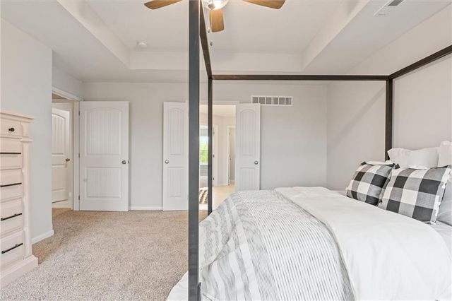 8969 NE 99th Street, Kansas City, MO 64157