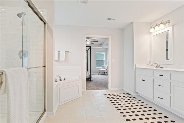 8969 NE 99th Street, Kansas City, MO 64157