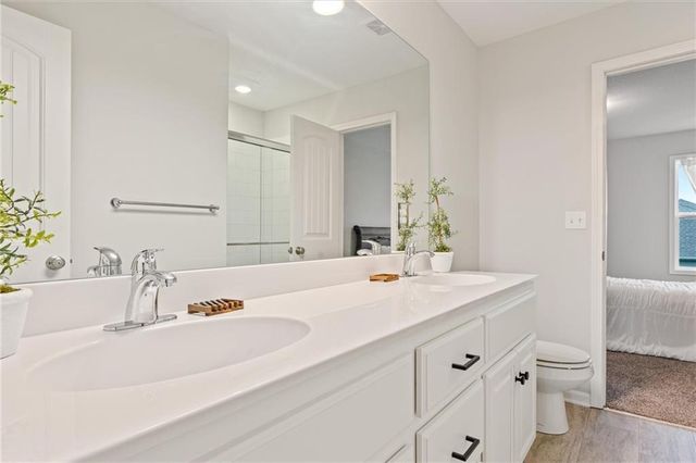 8969 NE 99th Street, Kansas City, MO 64157