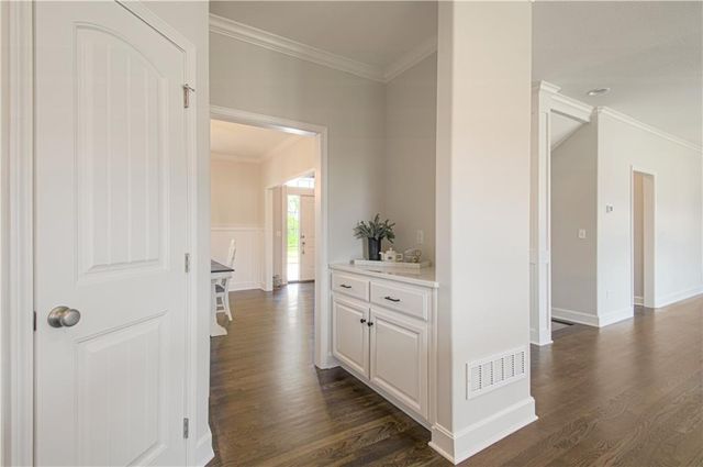 8969 NE 99th Street, Kansas City, MO 64157