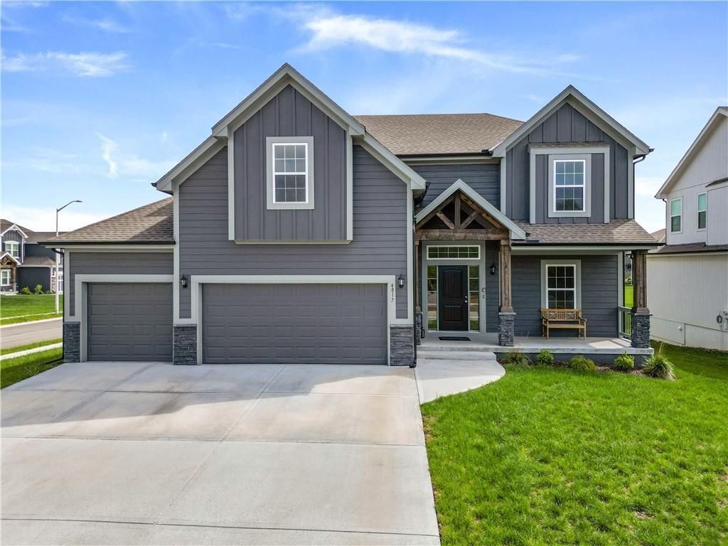 8969 NE 99th Street, Kansas City, MO 64157