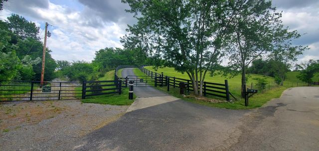 559 Moran Summit Road, Richmond, KY 40475