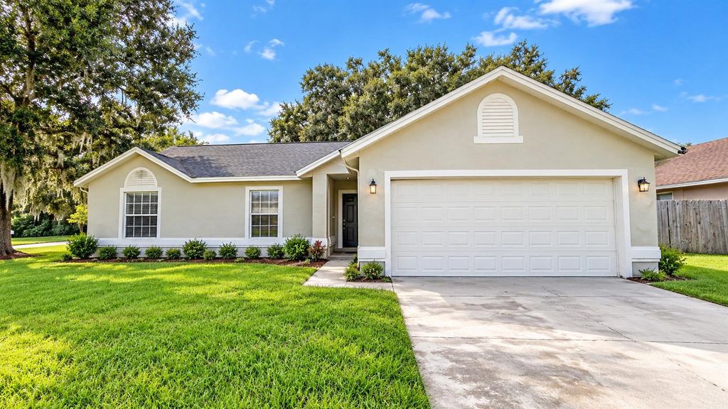 1719 TERRY CIRCLE NE, Winter Haven, FL 33881