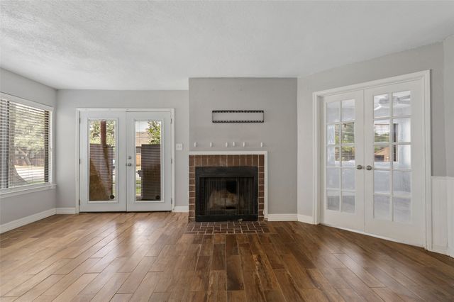 2312 Balsam Drive A105, Arlington, TX 76006