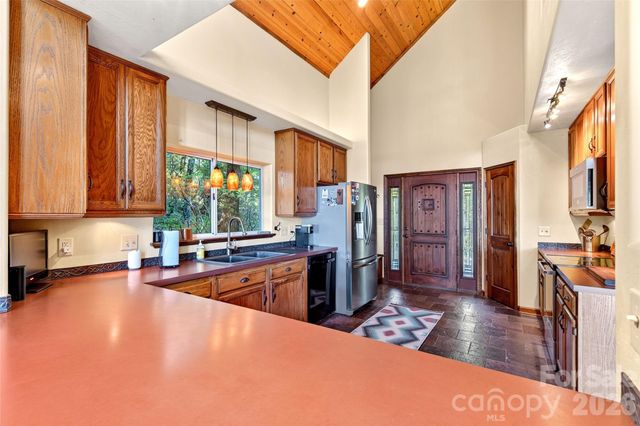 884 Pinnacle Parkway, Union Mills, NC 28167
