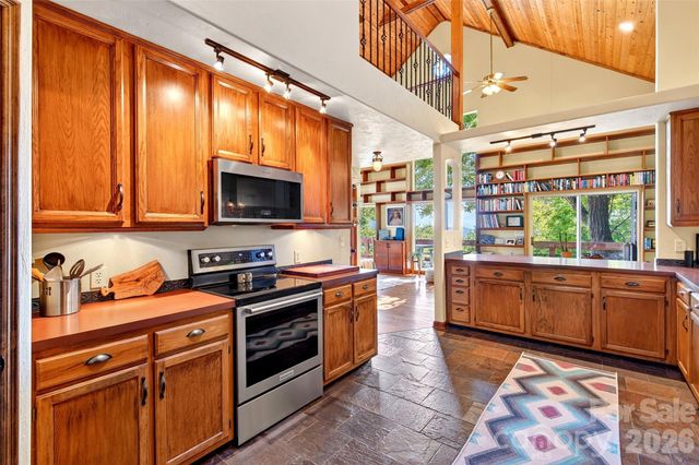 884 Pinnacle Parkway, Union Mills, NC 28167