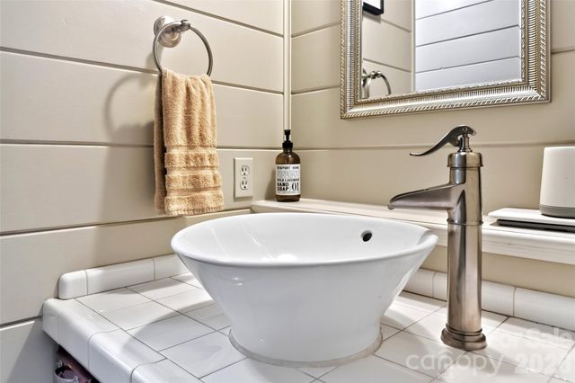 884 Pinnacle Parkway, Union Mills, NC 28167