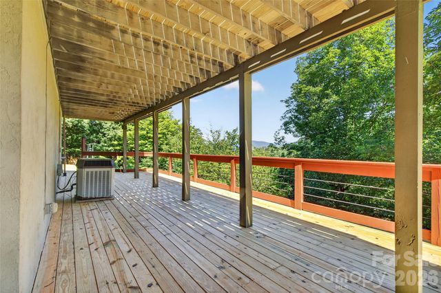 884 Pinnacle Parkway, Union Mills, NC 28167