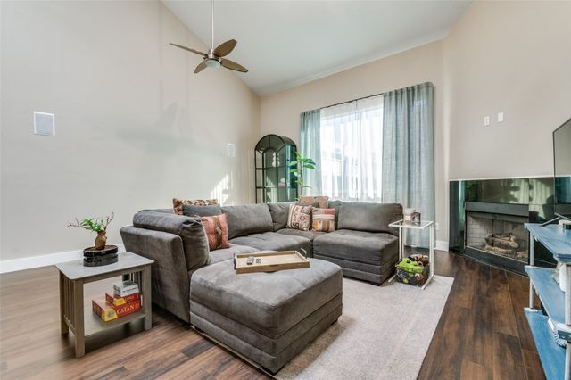 4213 Dickason Avenue 13, Dallas, TX 75219