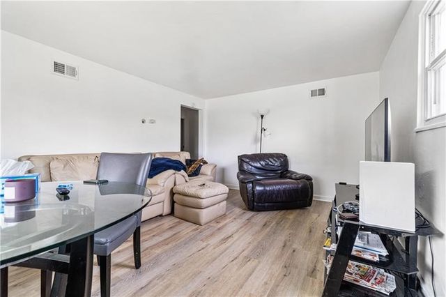 546 Old Frankstown Rd, Monroeville, PA 15146