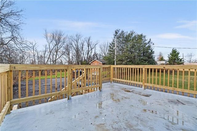 546 Old Frankstown Rd, Monroeville, PA 15146